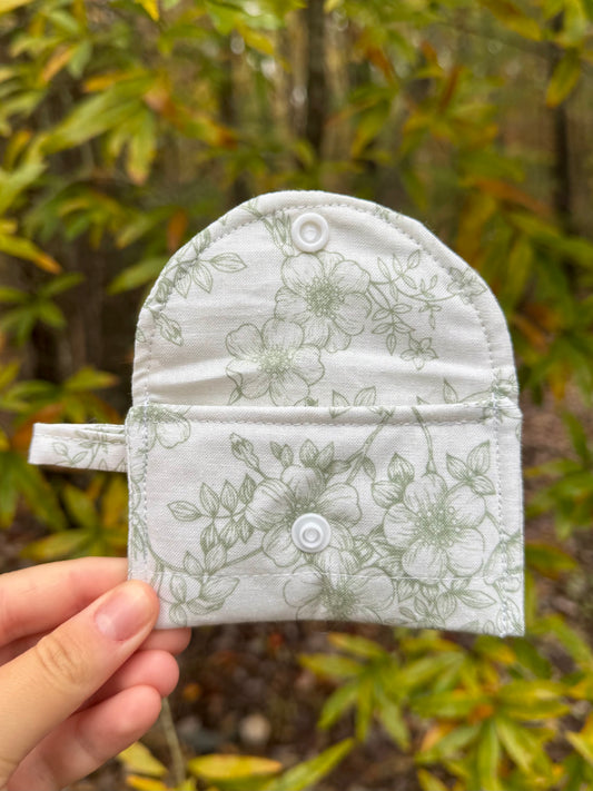 Apple Blossom AirPods Case/Card Wallet