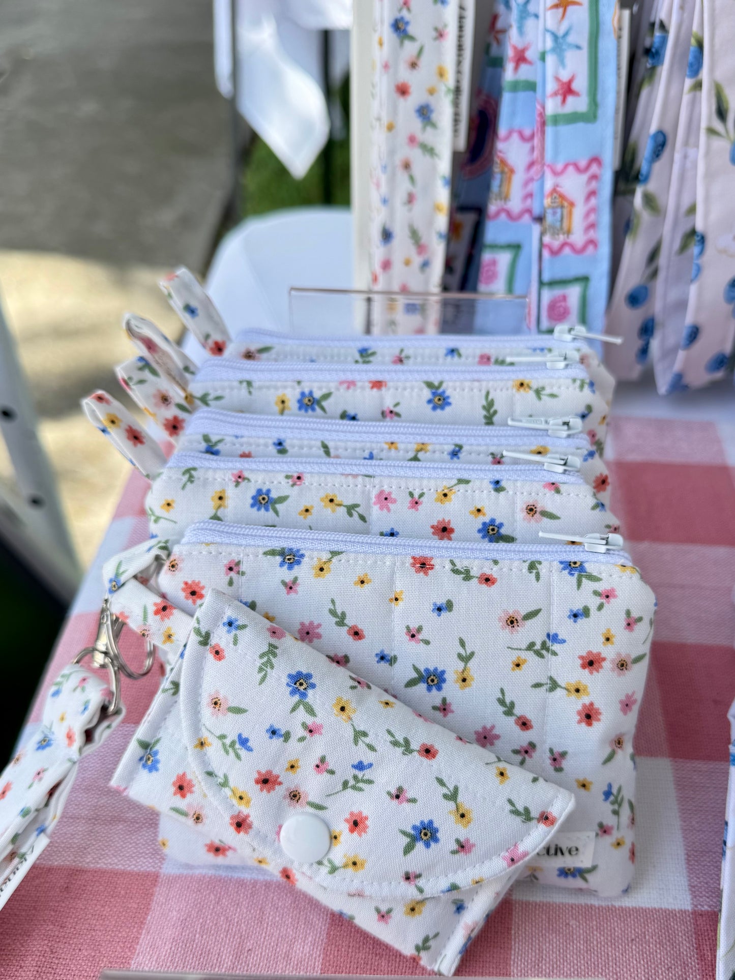 June AirPods Case/Card Wallet