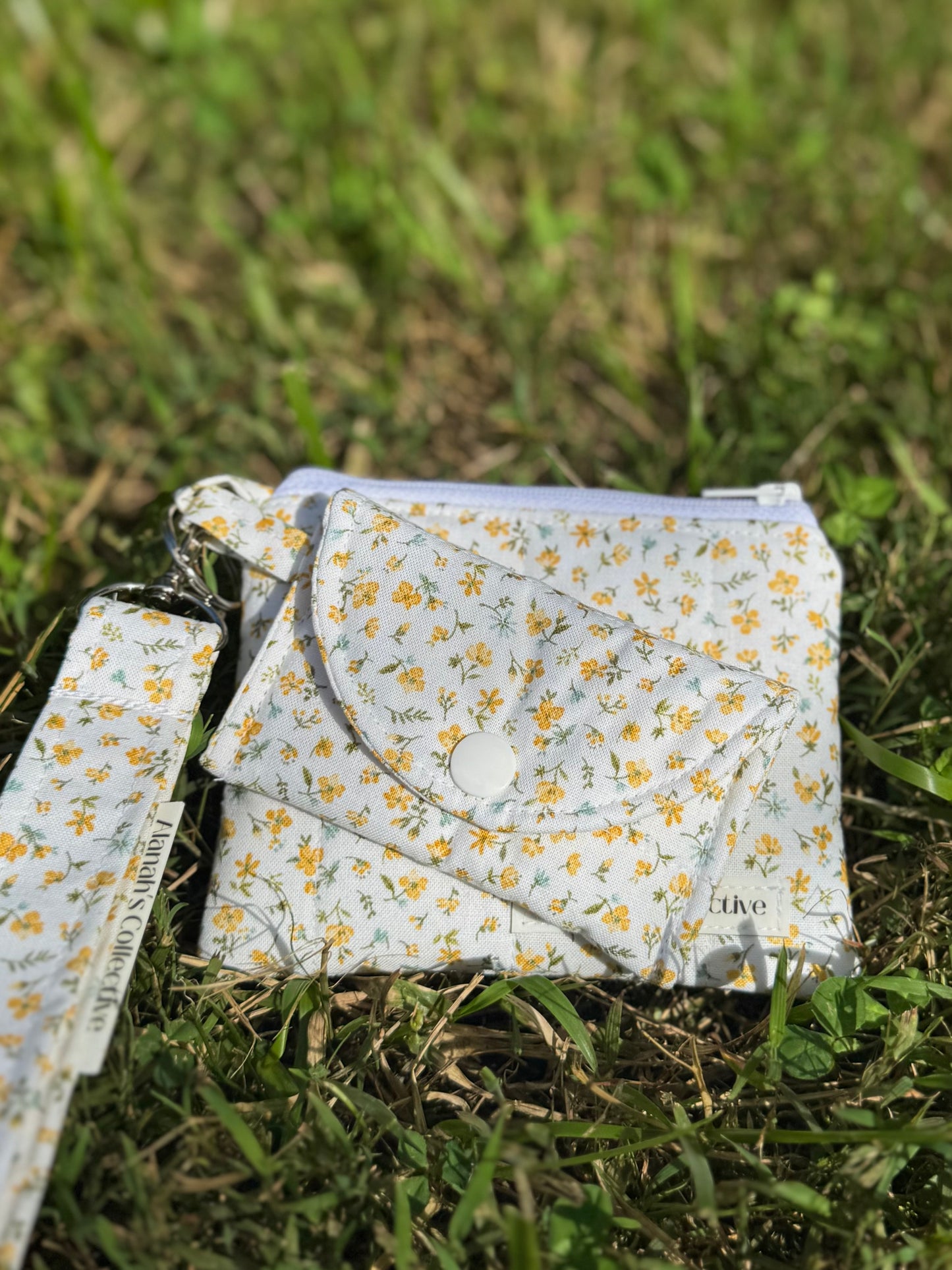 Summer in Bloom AirPods Case/Card Wallet
