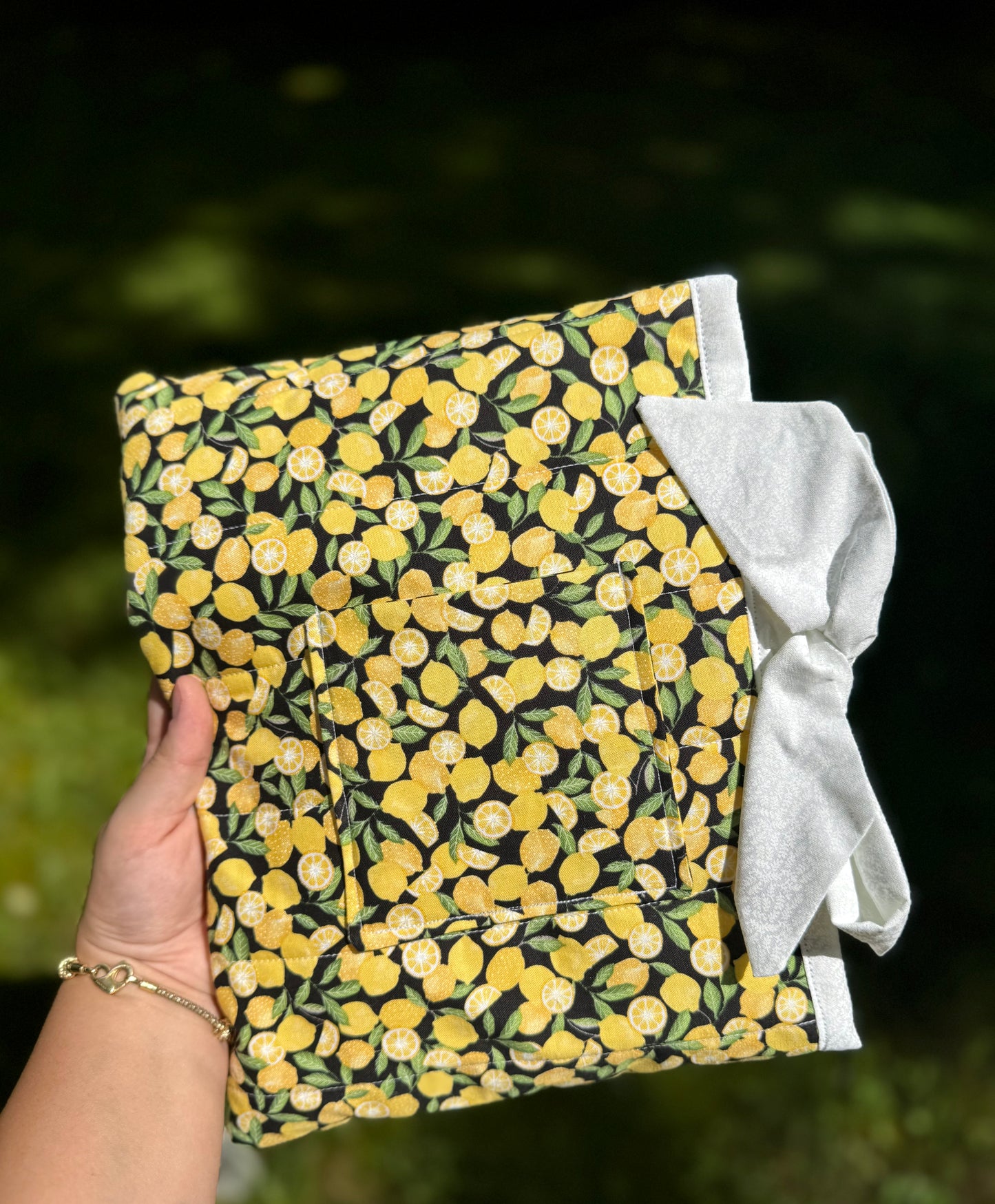 Love for Lemons Large Bible/Book Sleeve