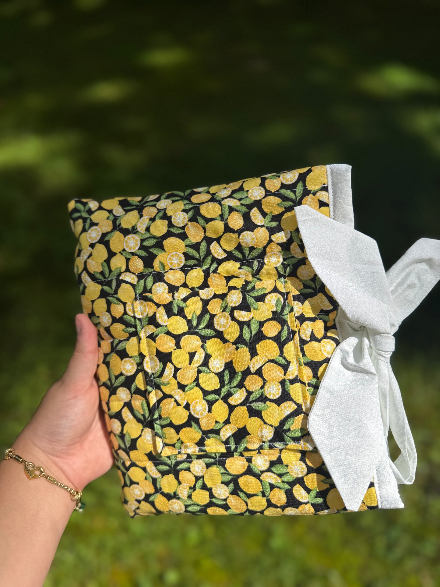 Love for Lemons Small Bible/Book Sleeve