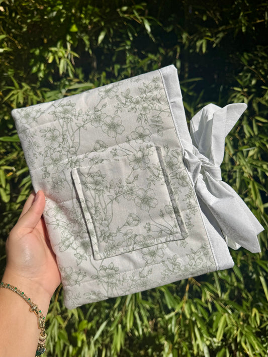 Apple Blossom Small Bible/Book Sleeve