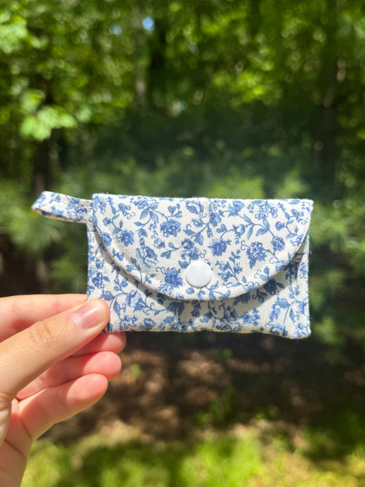 Porcelain Florals AirPods Case/Card Wallet