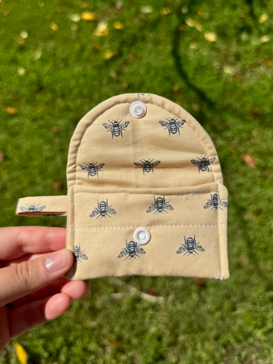 Autumn Bees AirPods Case/Card Wallet