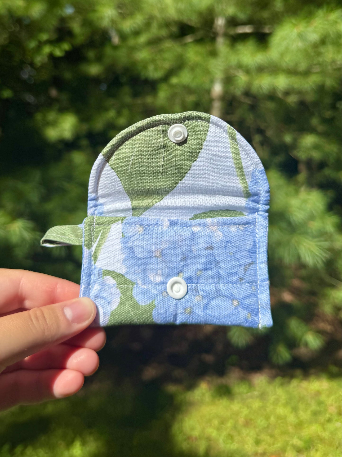 Blue Hydrangeas AirPods Case/Card Wallet