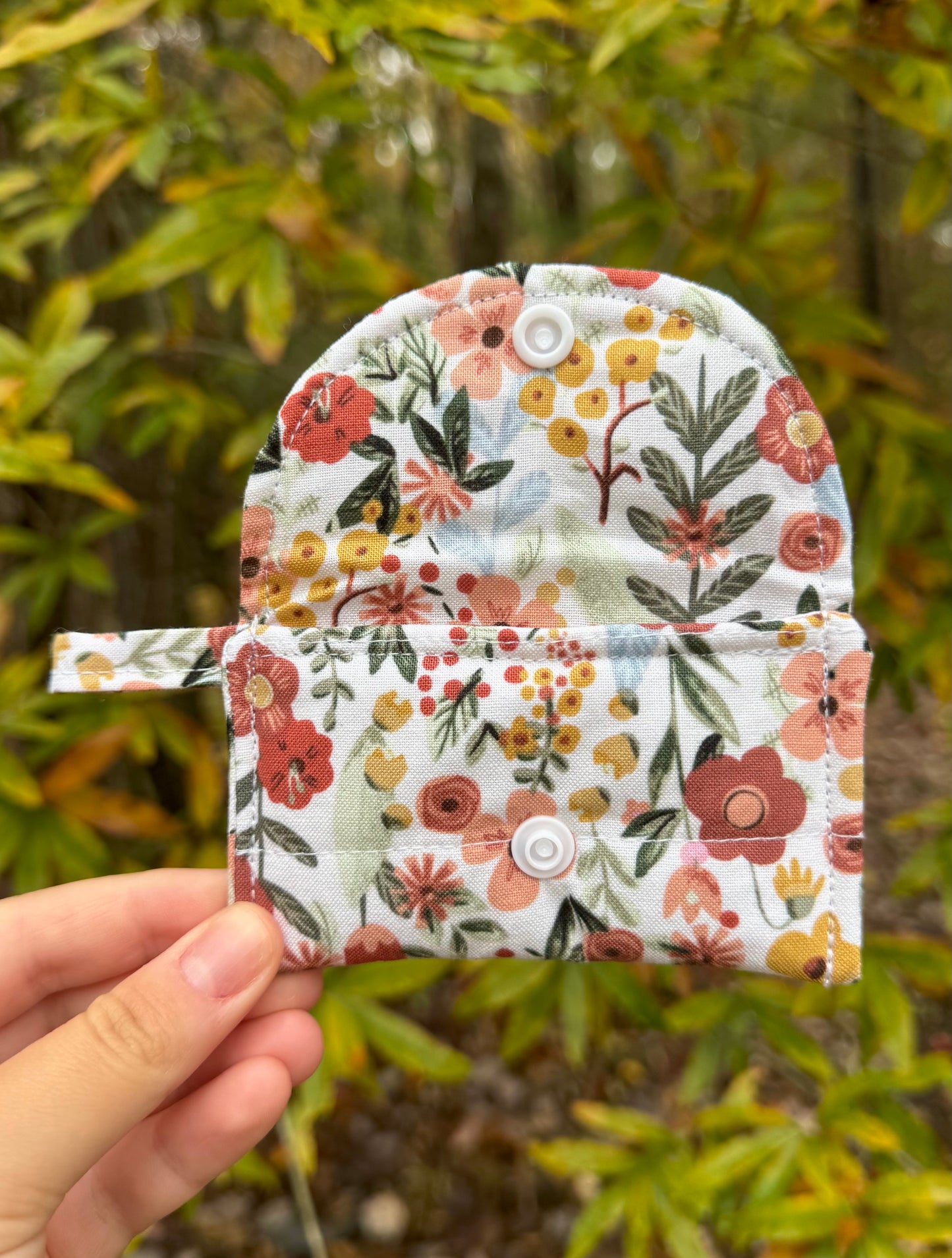 Fall in Bloom AirPods Case/Card Wallet
