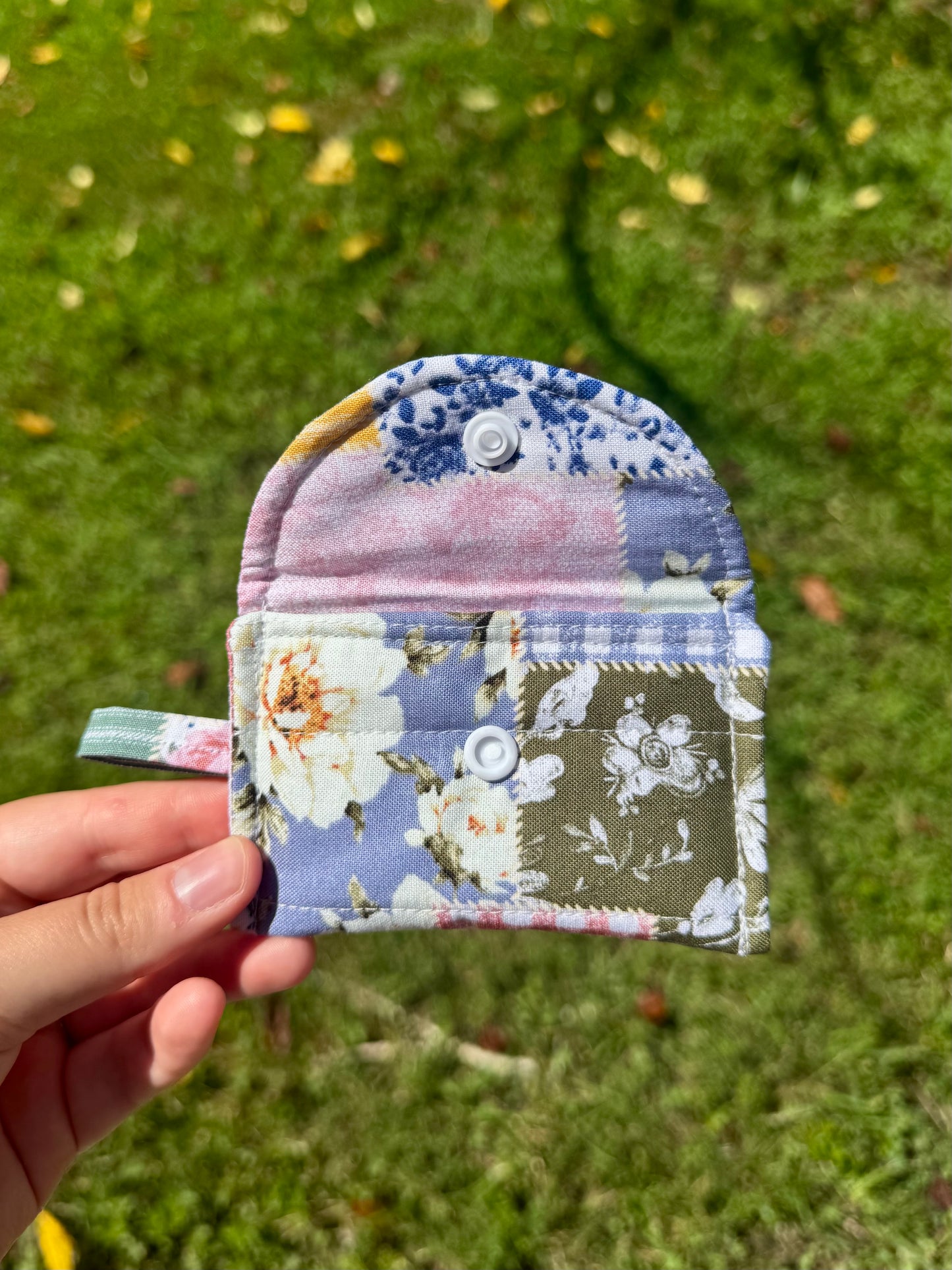 Feeling Pretty AirPods Case/Card Wallet