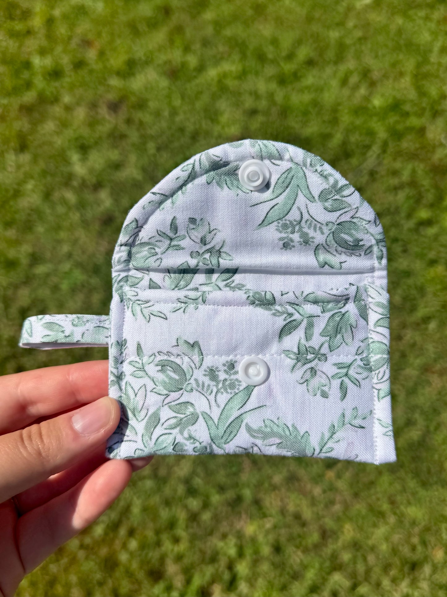 Green Leaves AirPods Case/Card Wallet