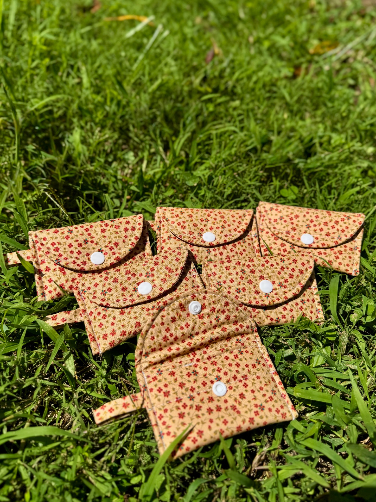 November AirPods Case/Card Wallet