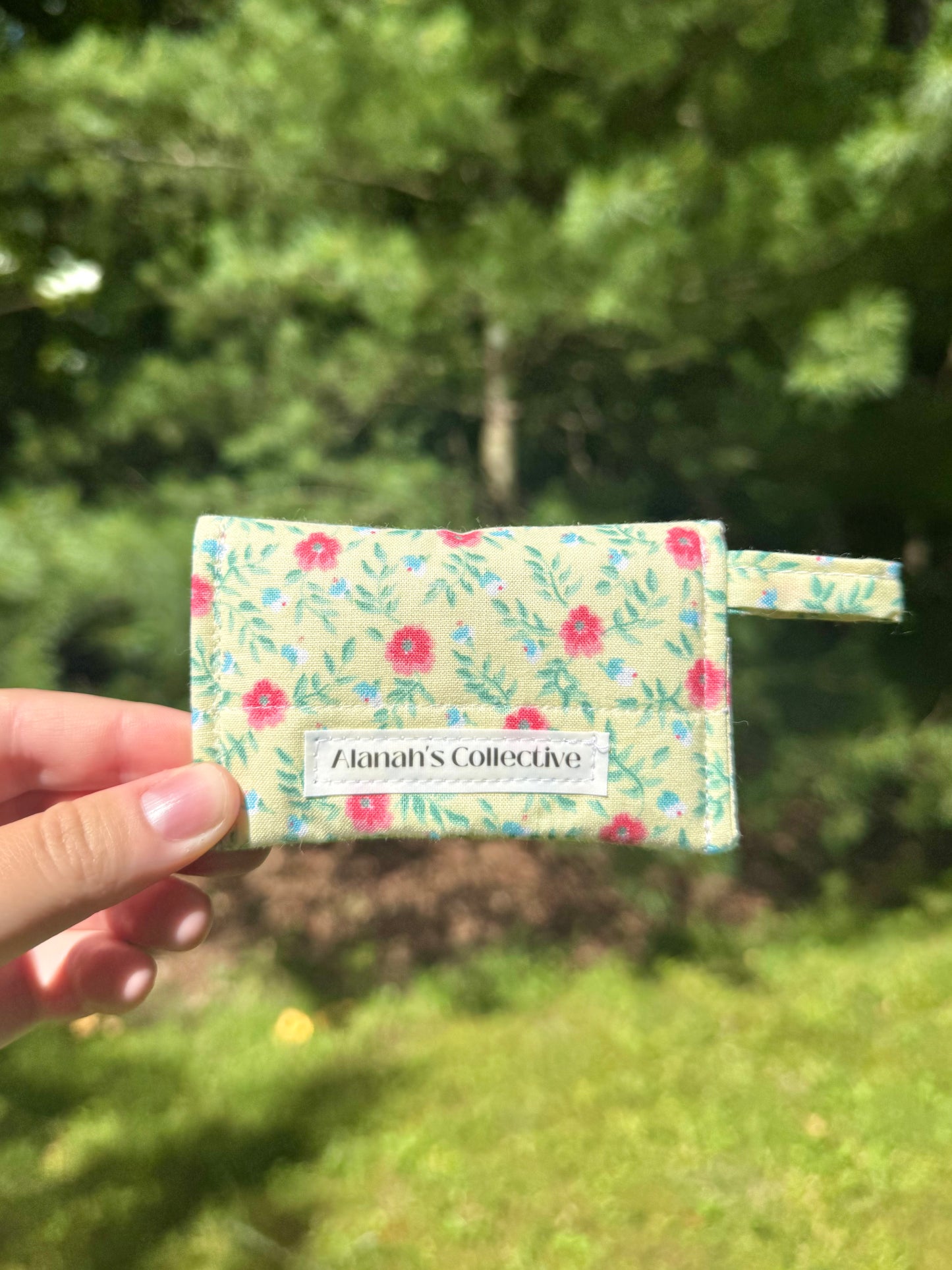 Summer Hibiscus AirPods Case/Card Wallet