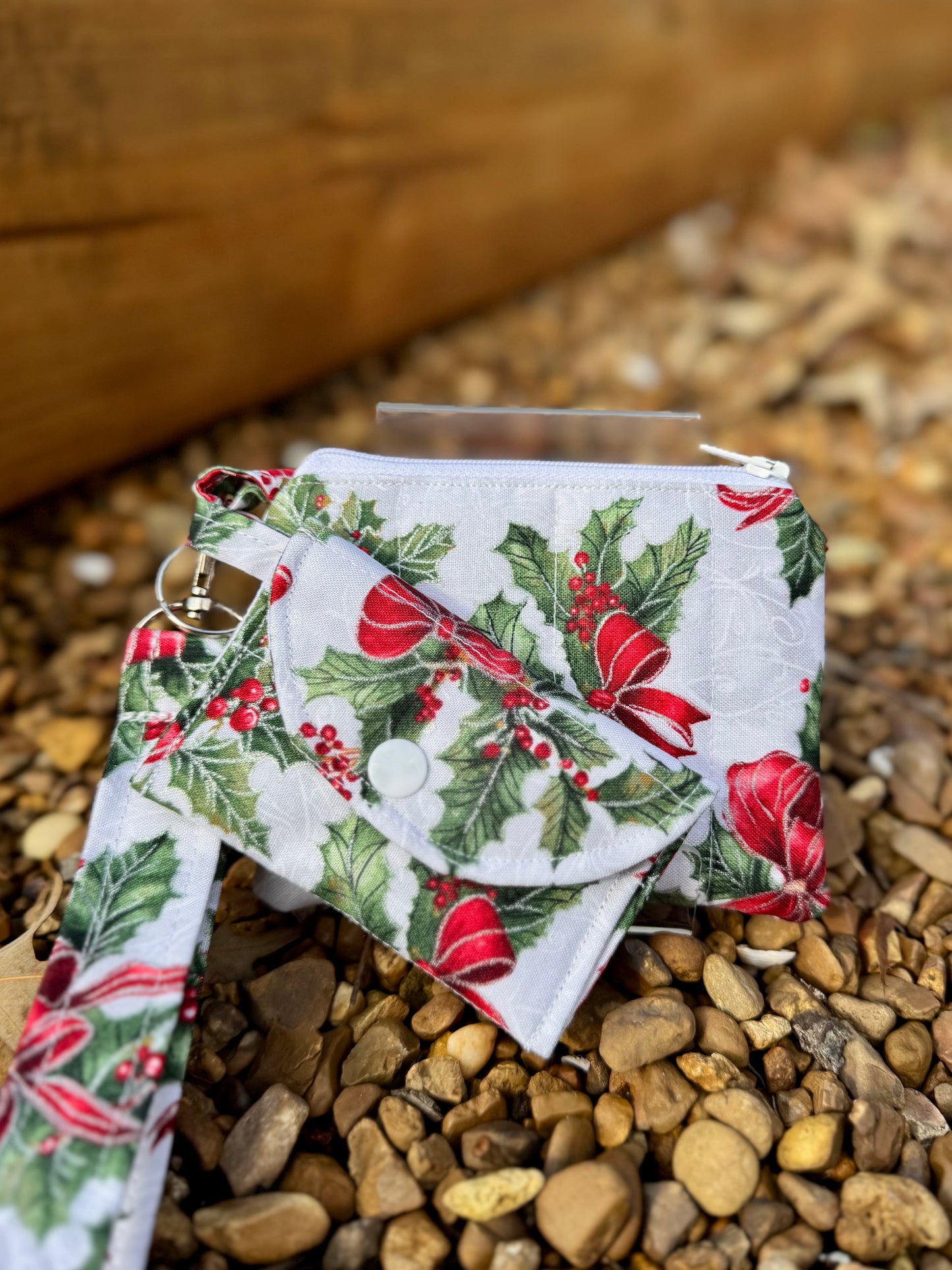 Under the Mistletoe Mini Keychain Wallet