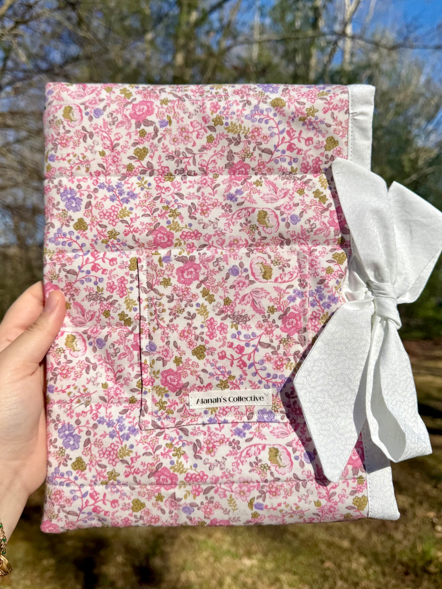 Spring in Bloom Large Bible/Book Sleeve