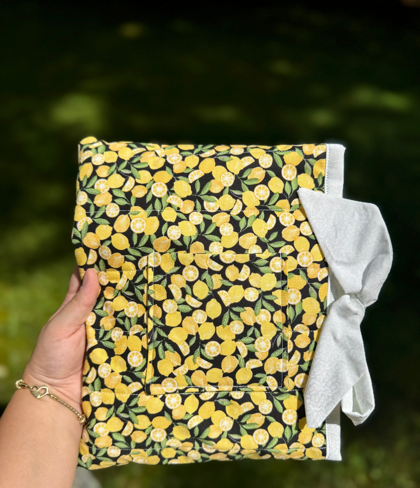 Love for Lemons Large Bible/Book Sleeve