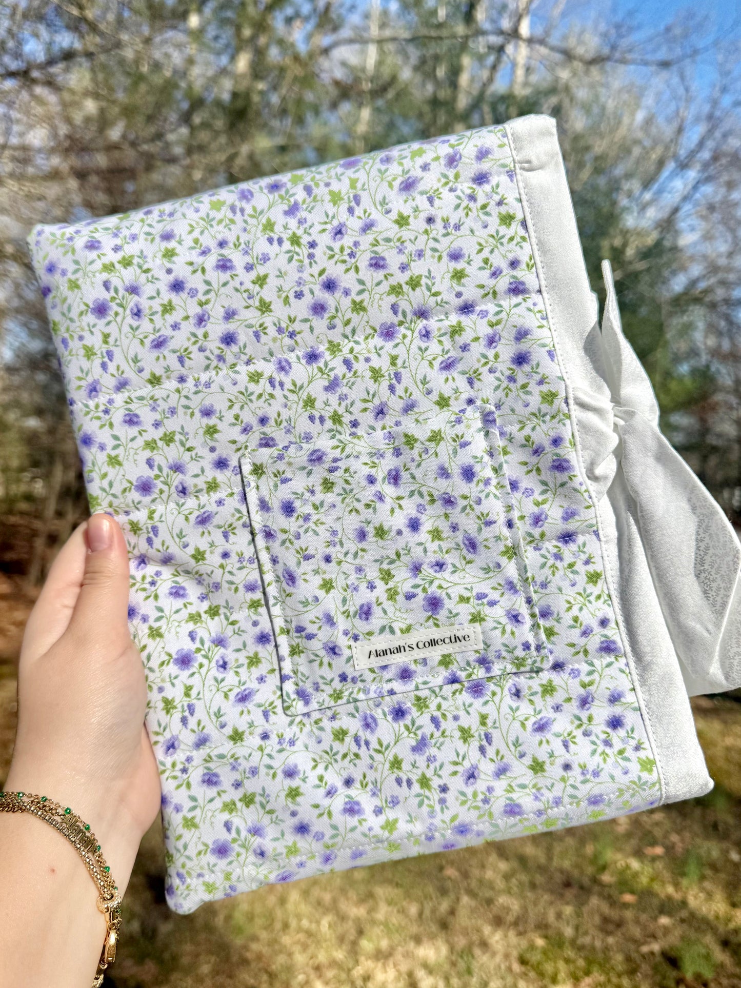 Bellflowers Large Bible/Book Sleeve