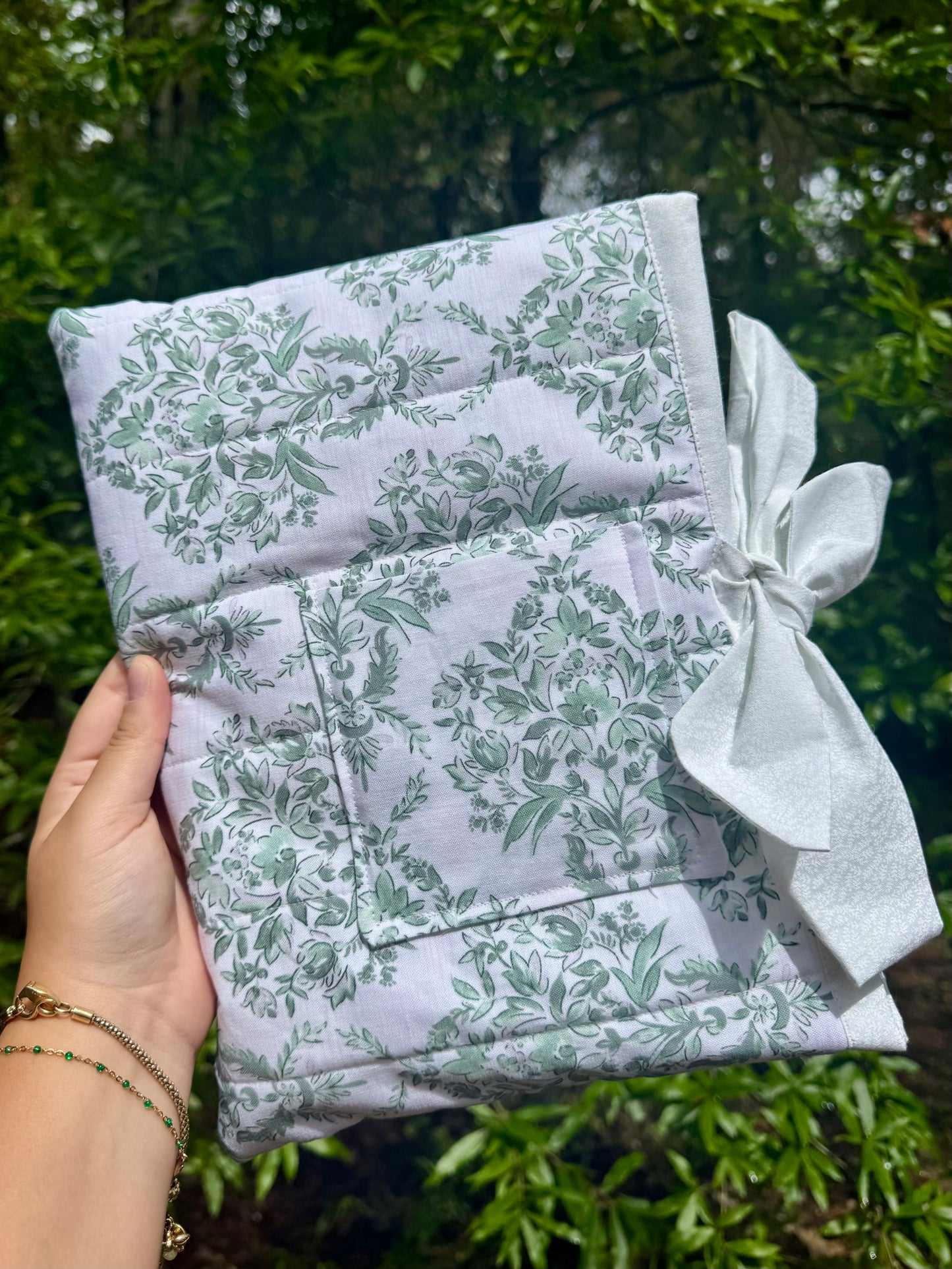 Green Leaves Large Bible/Book Sleeve