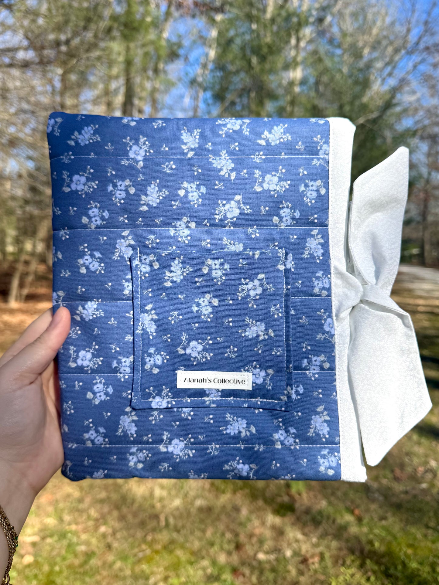 Blue Blossoms Small Bible/Book Sleeve