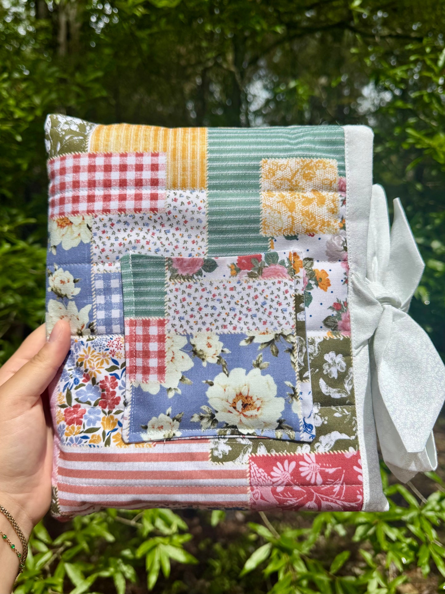 Feeling Pretty Small Bible/Book Sleeve
