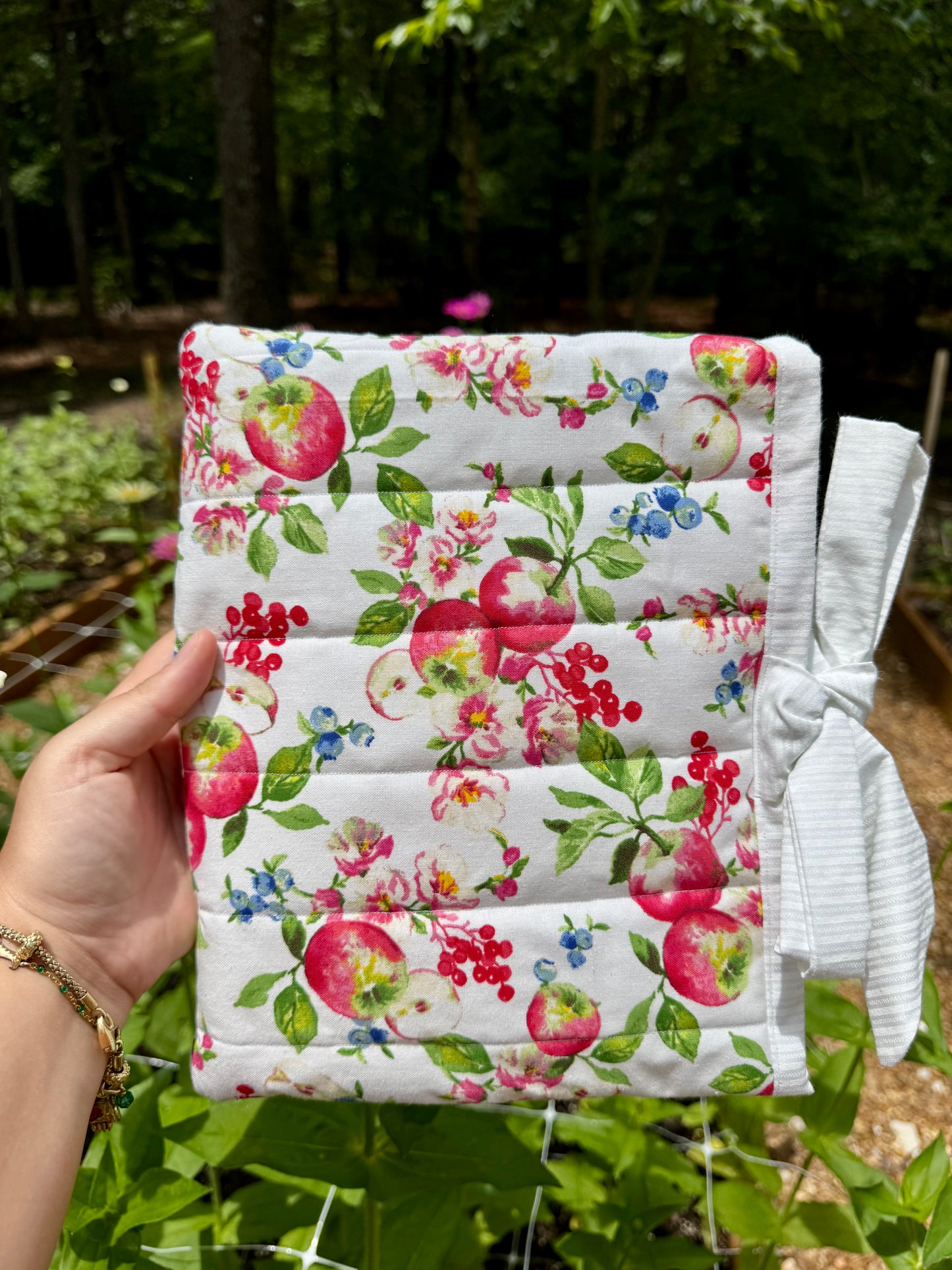 Fruit of the Spirit Small Bible/Book Sleeve