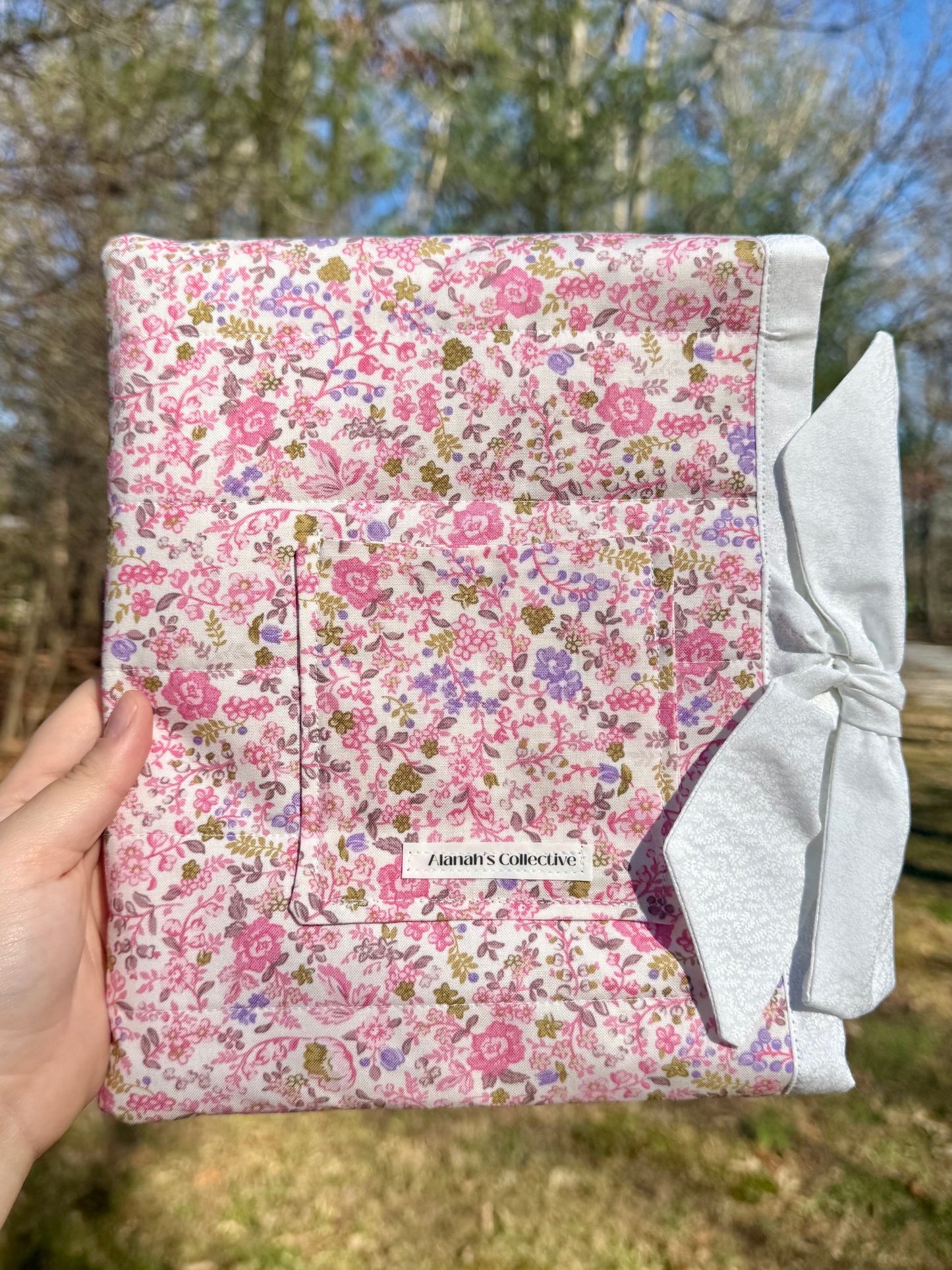 Spring in Bloom Small Bible/Book Sleeve
