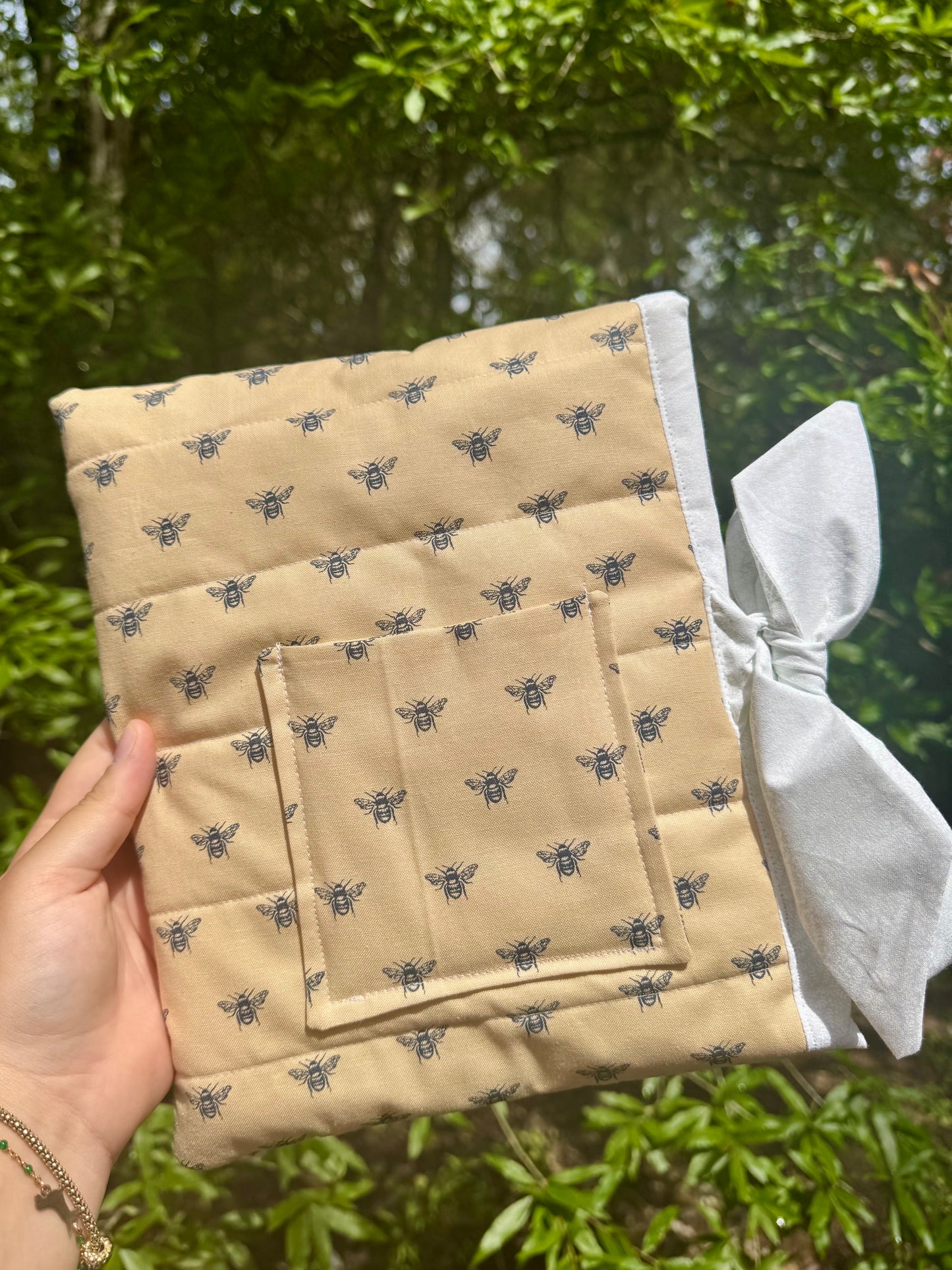 Autumn Bees Small Bible/Book Sleeve