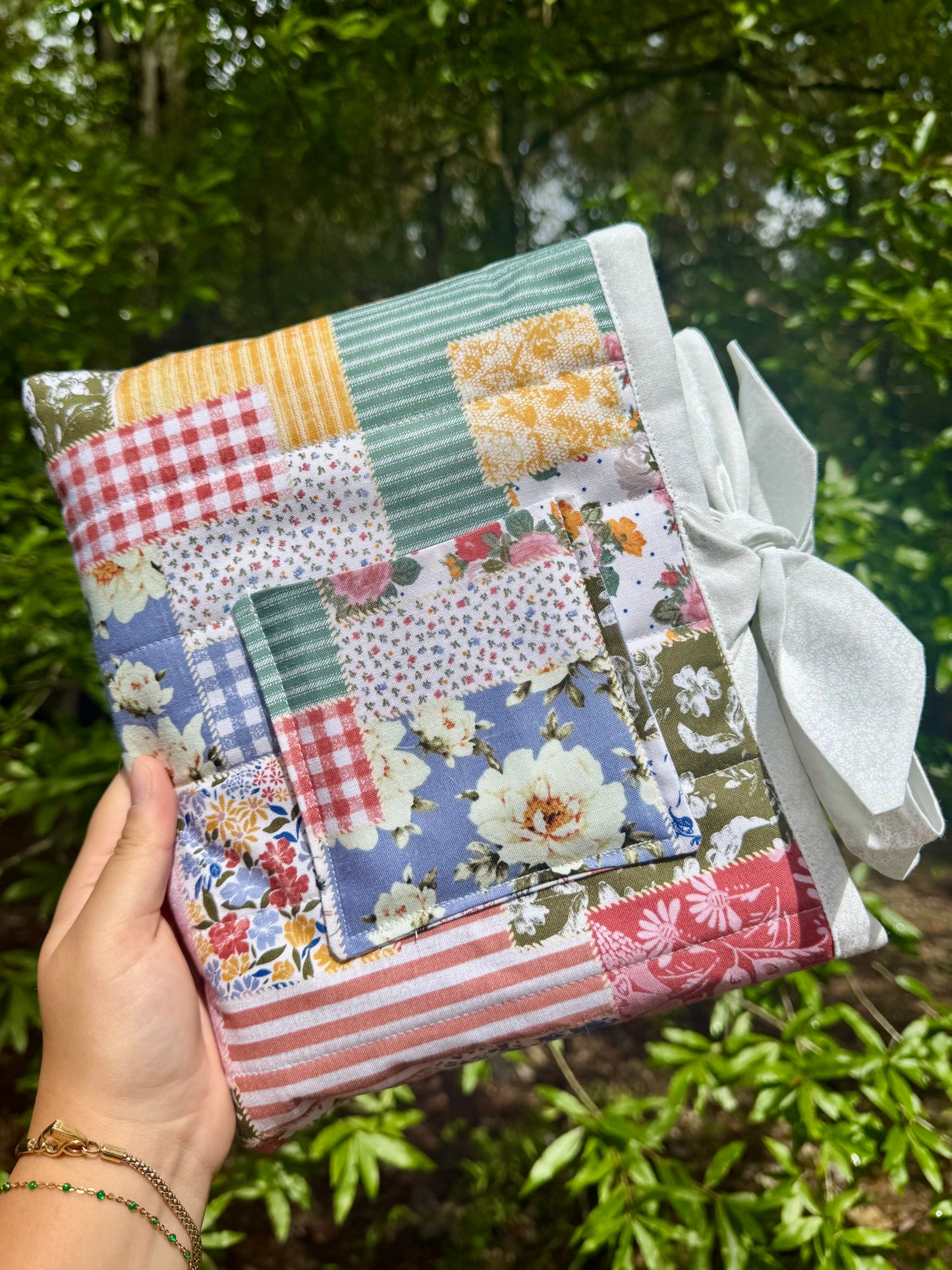 Feeling Pretty Small Bible/Book Sleeve